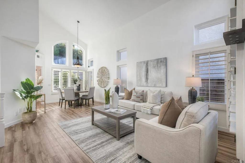 Oceanside, CA 92056,1315 Calle Ultimo