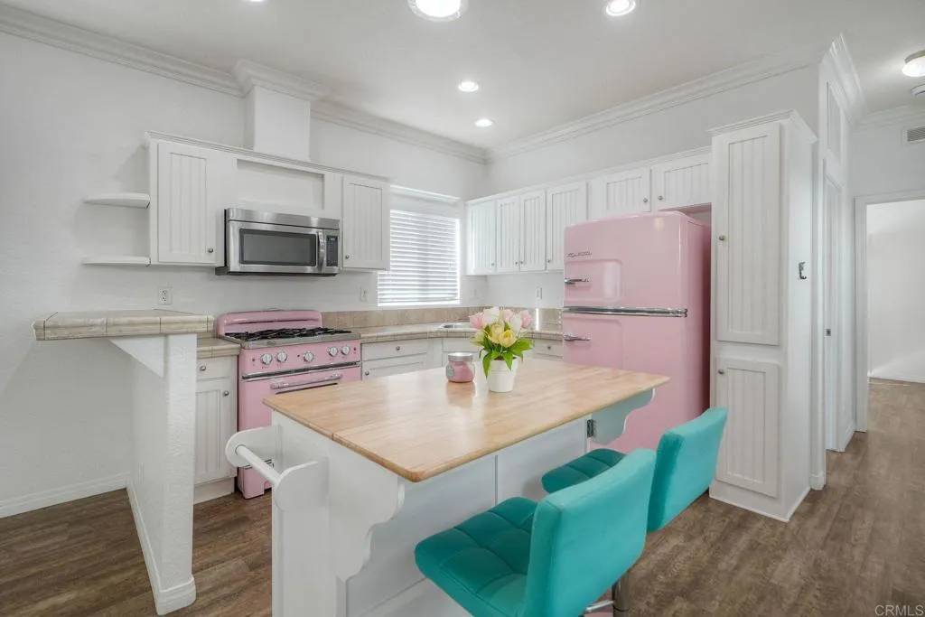 Encinitas, CA 92024,1549 N Vulcan Ave #71