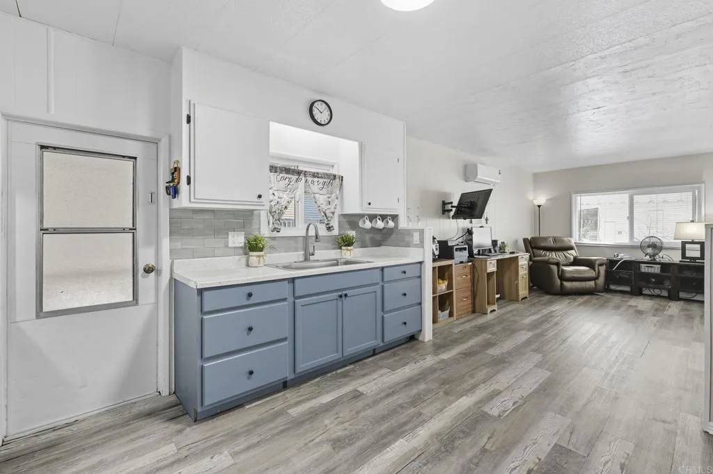 El Cajon, CA 92021,12530 Royal #25