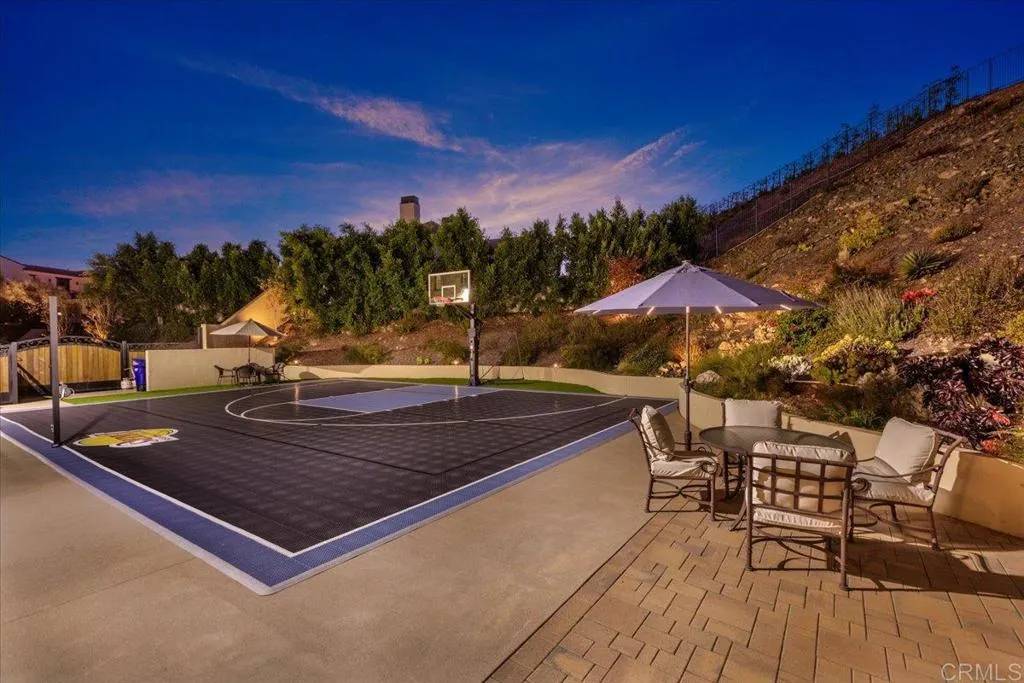 San Marcos, CA 92078,1048 Quartz Court