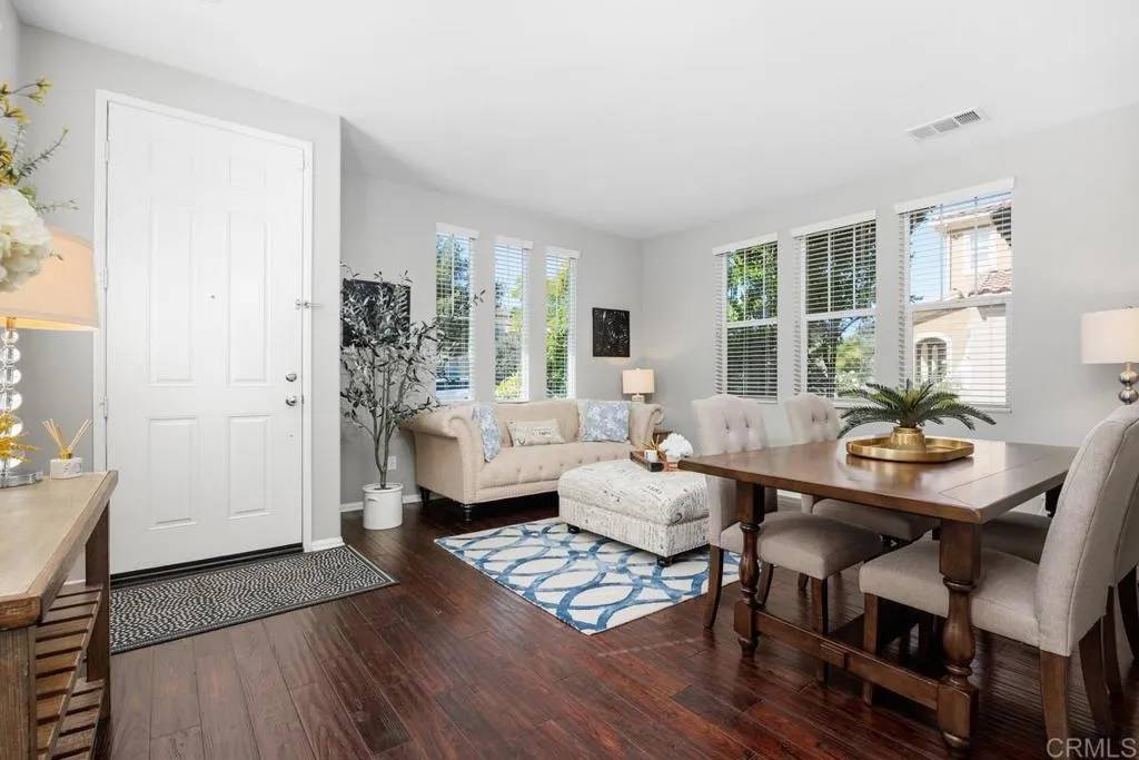 Carlsbad, CA 92009,3428 Filoli Circle