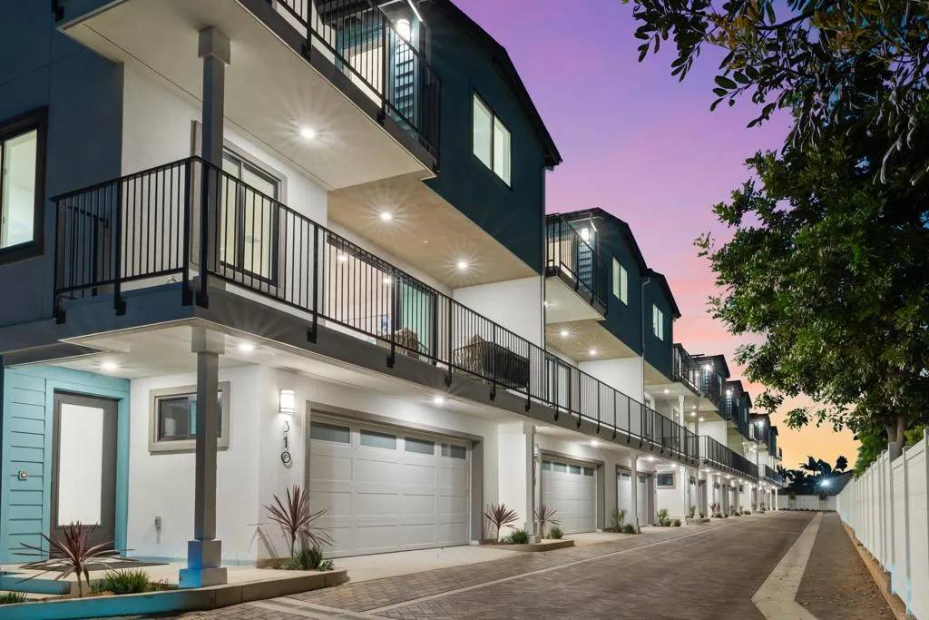 Carlsbad, CA 92008,312 Chinquapin Avenue