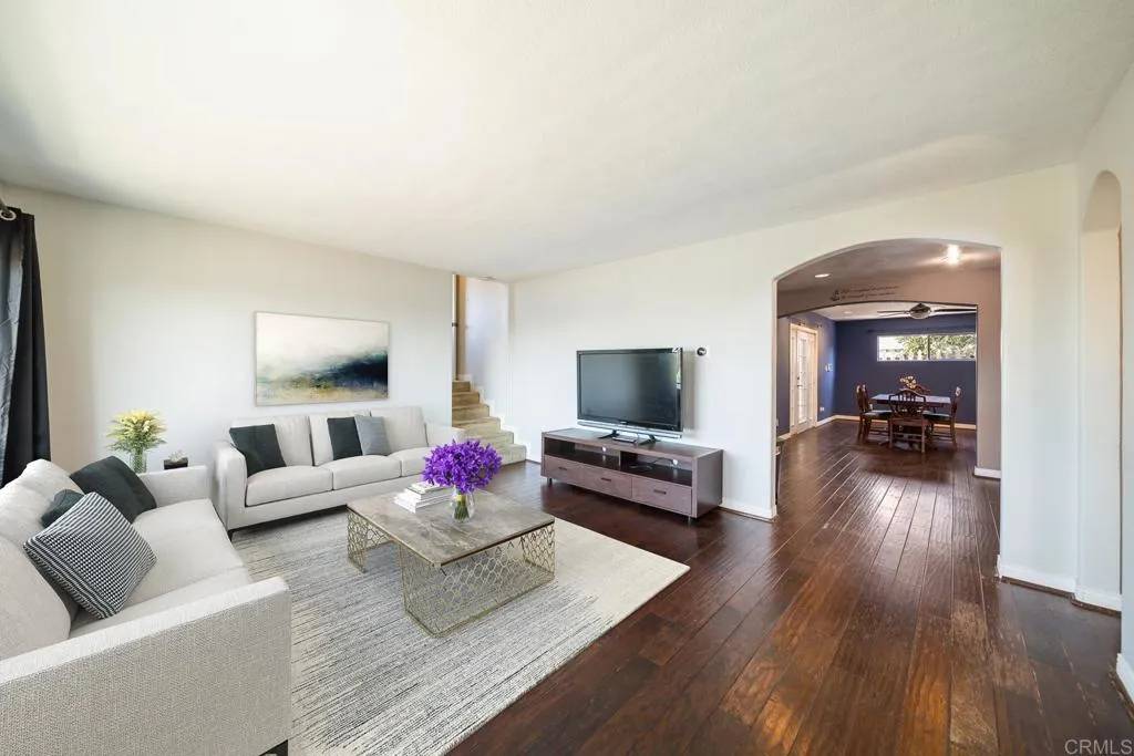 San Diego, CA 92139,2227 Flintridge Drive