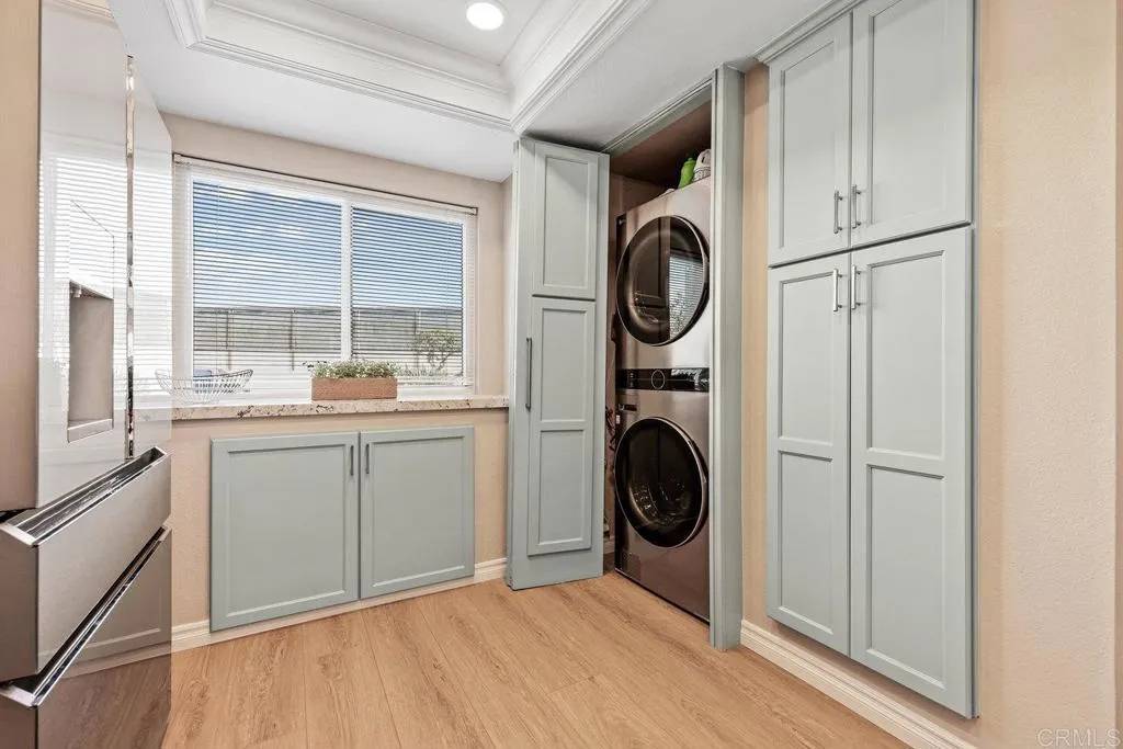 Carlsbad, CA 92009,2505 Navarra