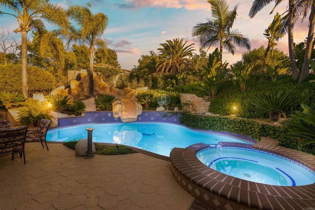 Fallbrook, CA 92028,351 Sheila Lane