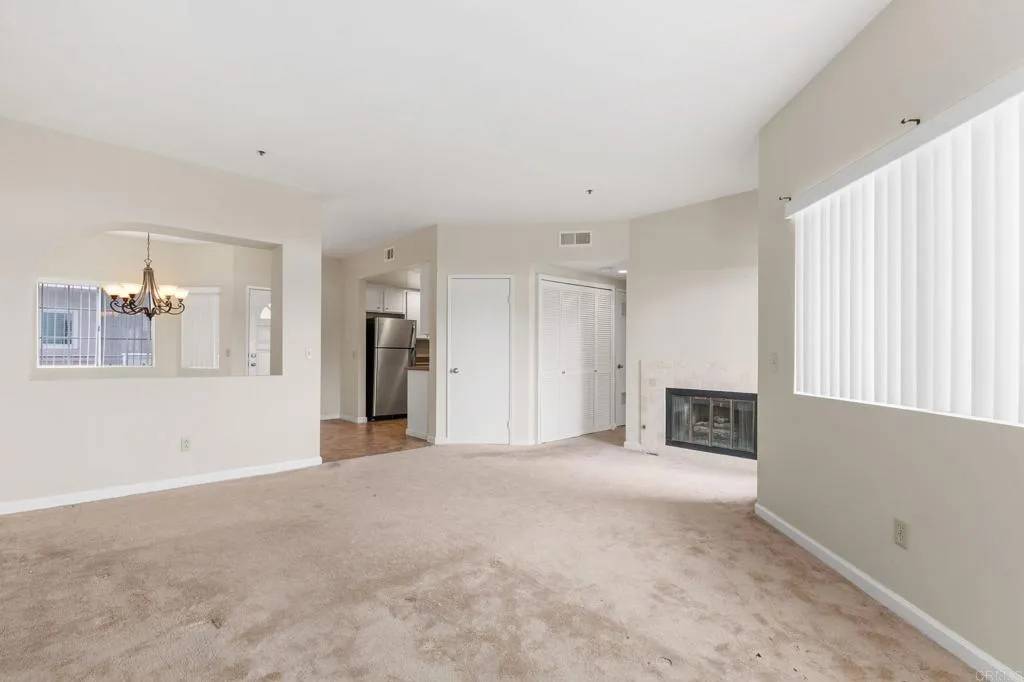 San Diego, CA 92103,3666 3rd Avenue #204