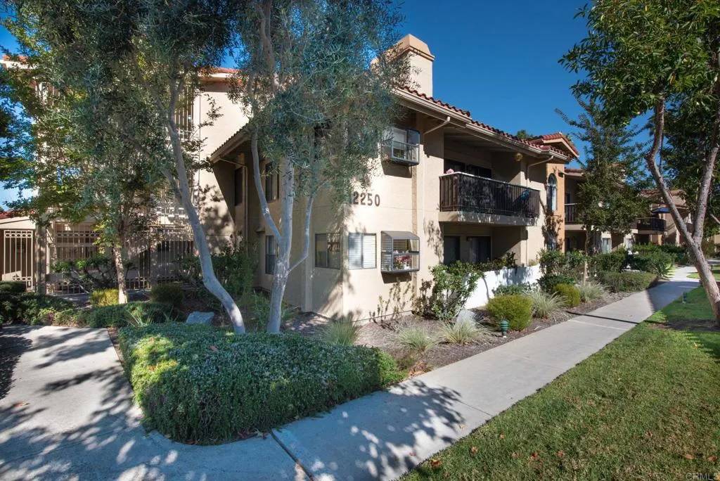 San Diego, CA 92128,12250 Corte Sabio #2103