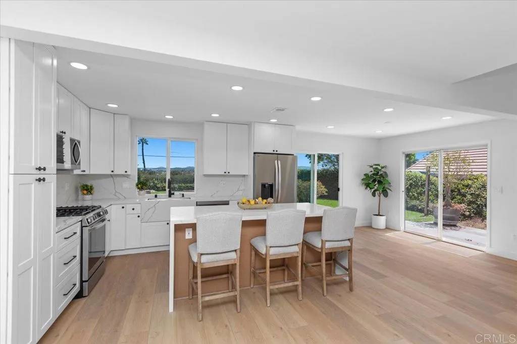 Vista, CA 92081,1916 Rosewood Street