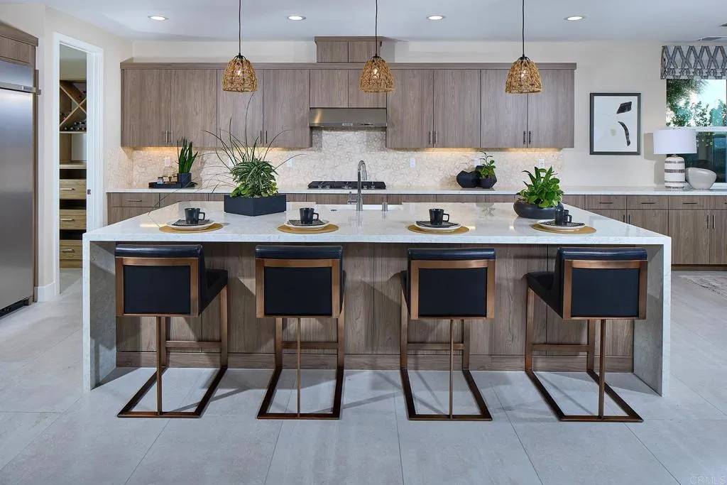 Chula Vista, CA 91913,2145 Paseo Levanten