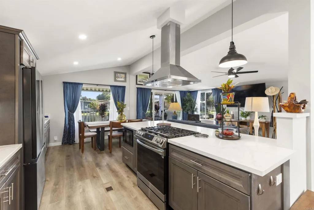 Oceanside, CA 92058,276 N EL CAMINO REAL #172