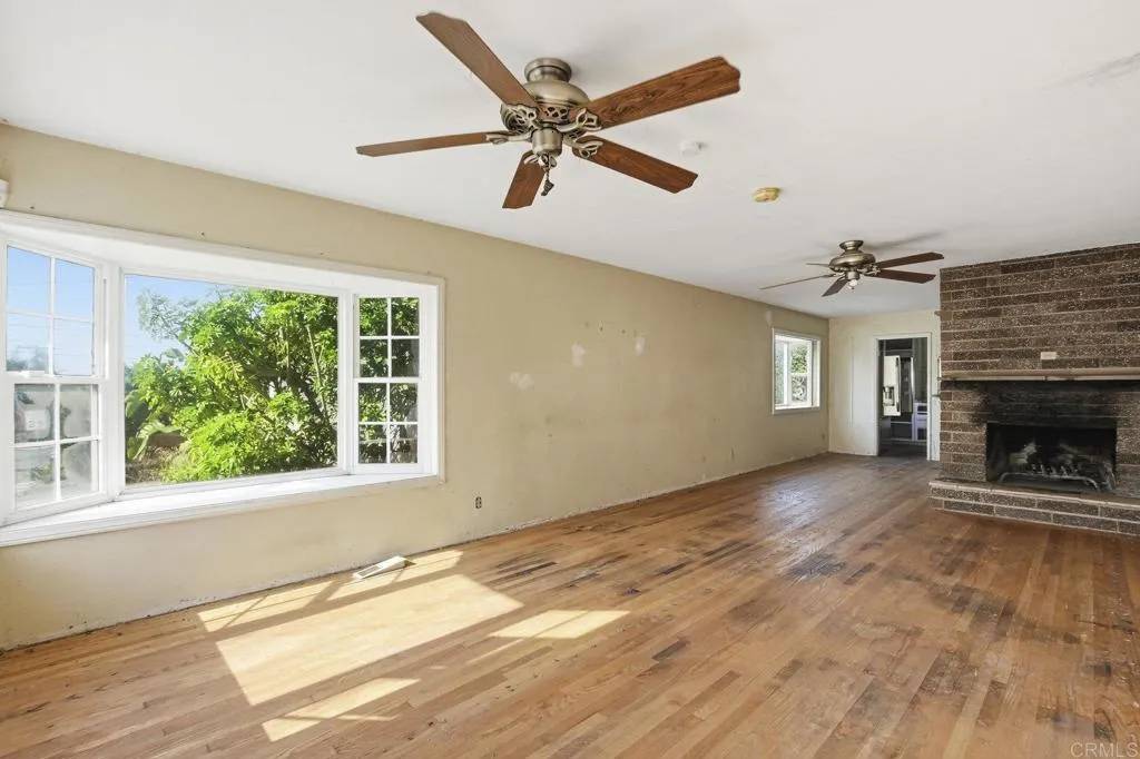 La Jolla, CA 92037,748 Bird Rock Avenue