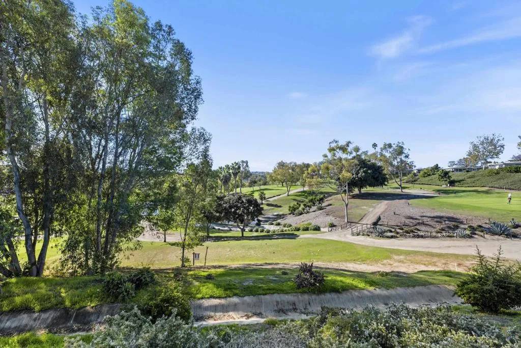 Oceanside, CA 92057,3839 Vista Campana South #72