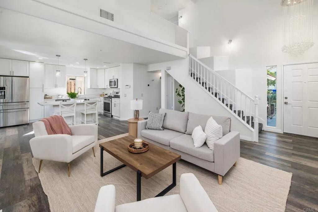 Vista, CA 92084,1149 Cochise Court