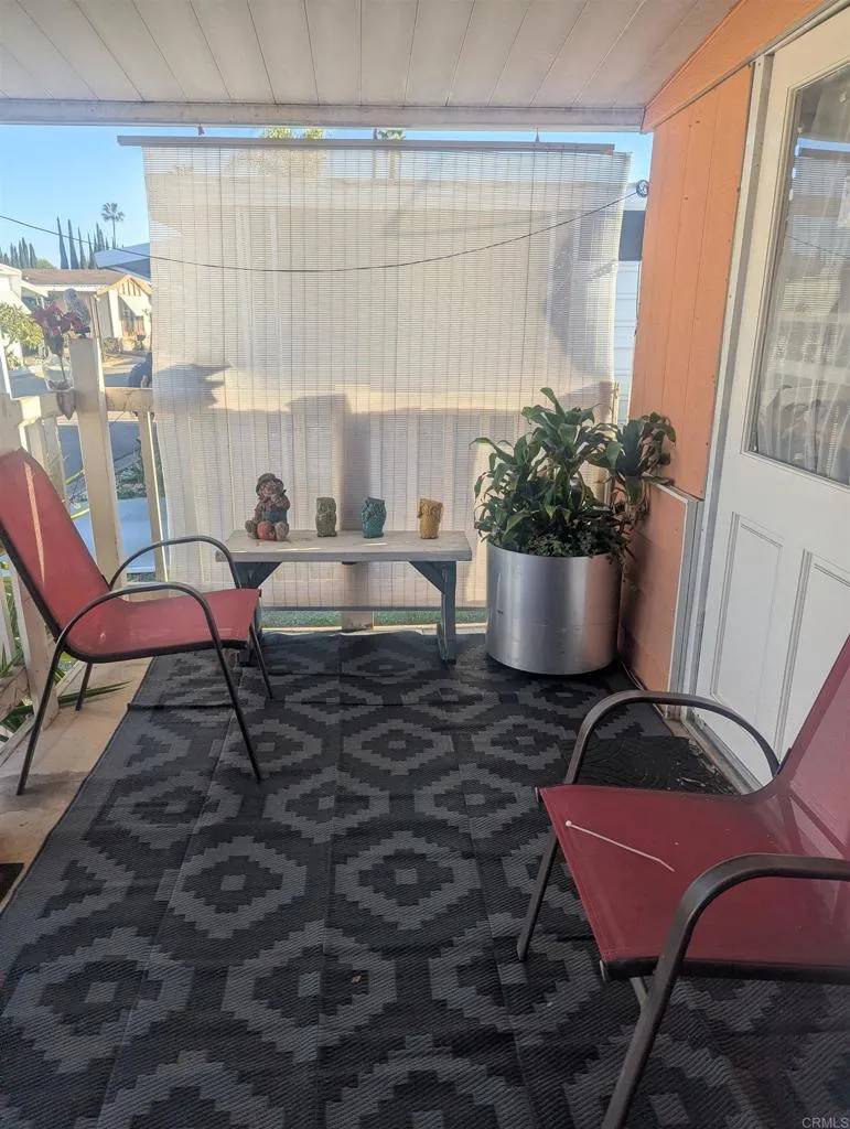 Escondido, CA 92027,2300 E Valley Parkway #187