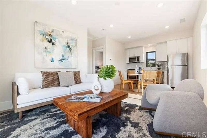 Carlsbad, CA 92008,3757 Adams Street