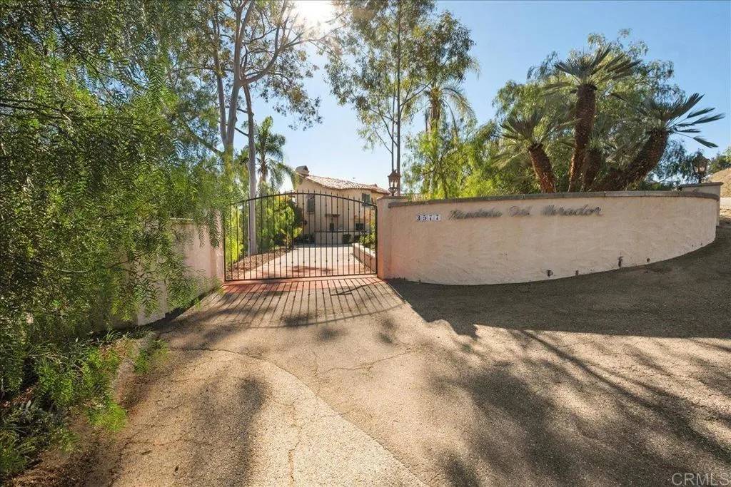 Fallbrook, CA 92028,3577 Stonegate Pl