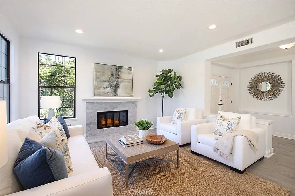 Newport Beach, CA 92660,51 Seabrook Cove