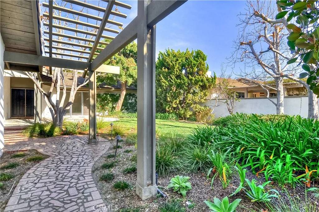 Corona Del Mar, CA 92625,1318 Outrigger Drive