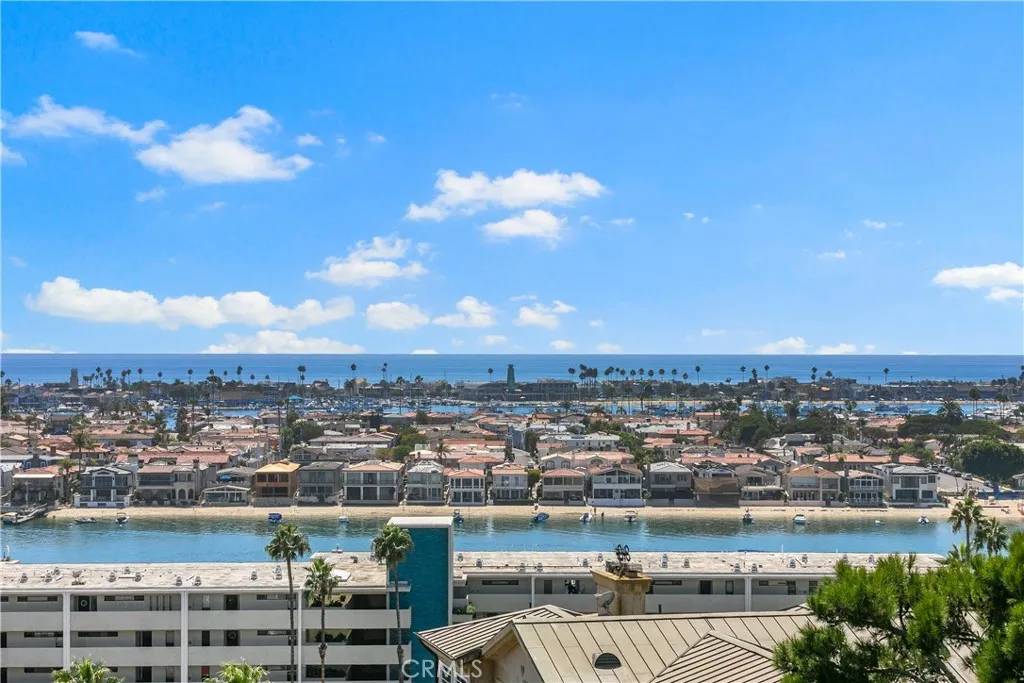 Newport Beach, CA 92663,1520 Kings Road