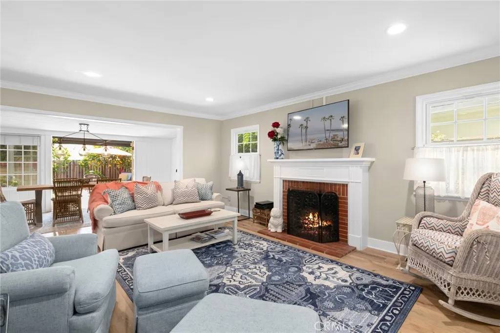 Newport Beach, CA 92661,407 Belvue Lane