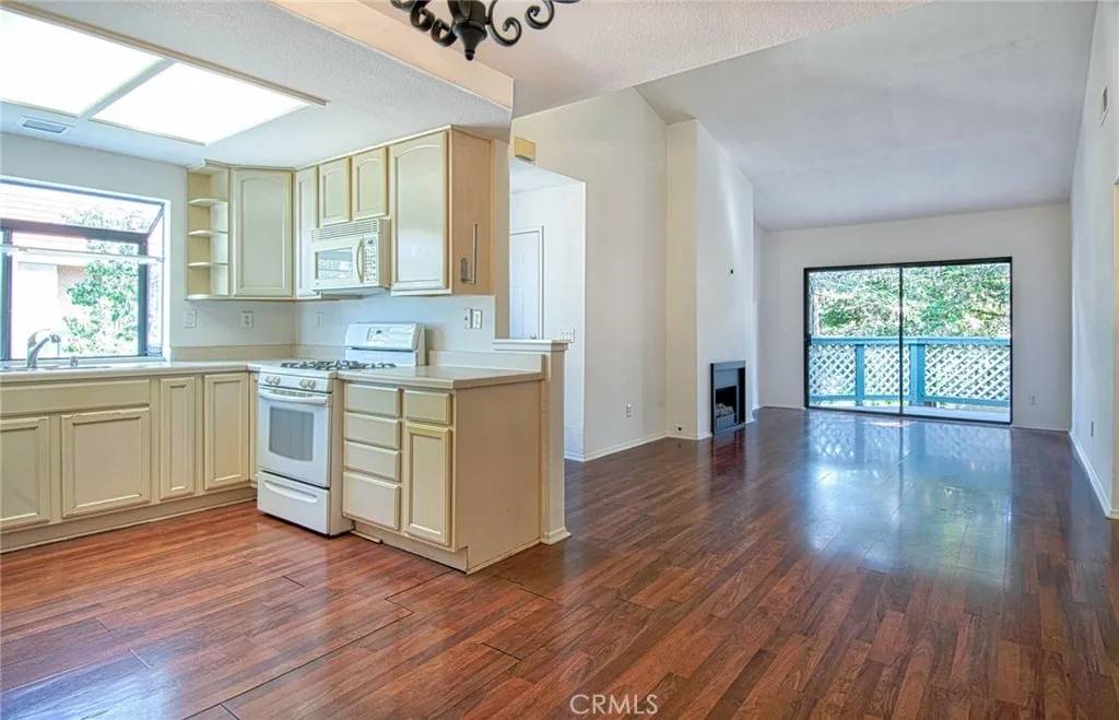 Anaheim, CA 92804,3577 W Greentree Circle #C