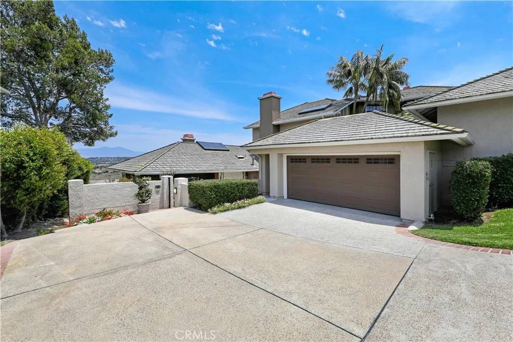 Newport Beach, CA 92660,12 Coventry