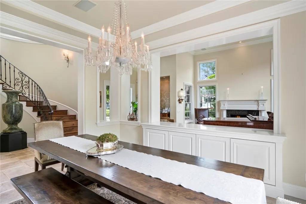 Newport Beach, CA 92660,7 Ironwood Drive