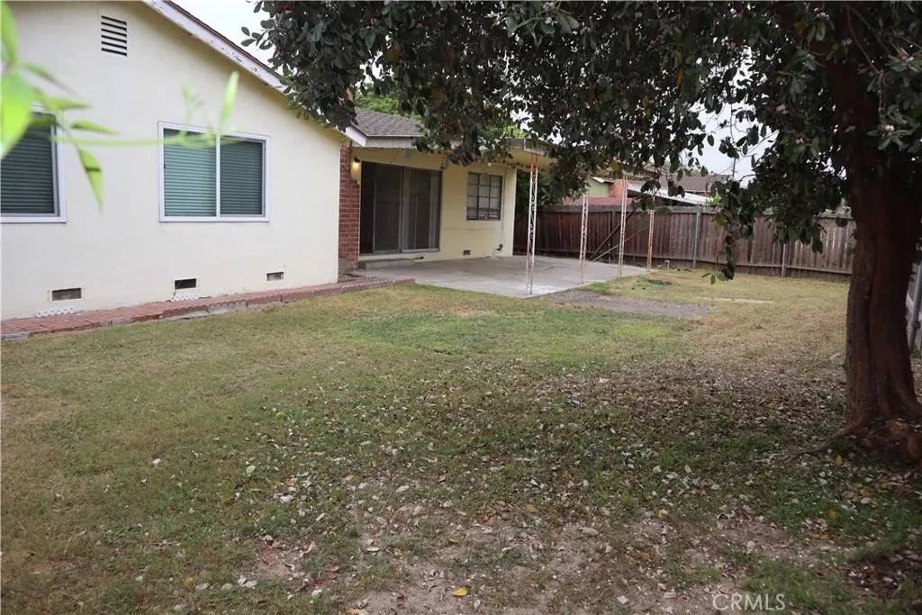 Costa Mesa, CA 92626,2323 Fordham Drive
