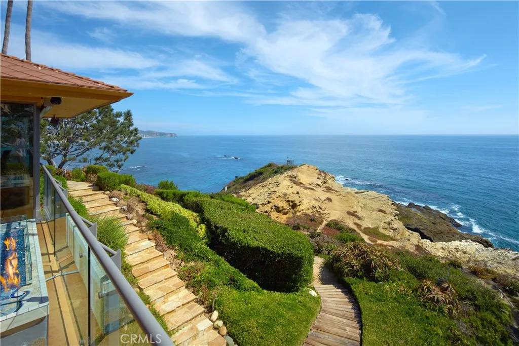 Laguna Beach, CA 92651,111 S La Senda Drive