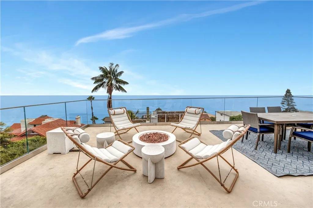 Laguna Beach, CA 92651,32041 Point Place