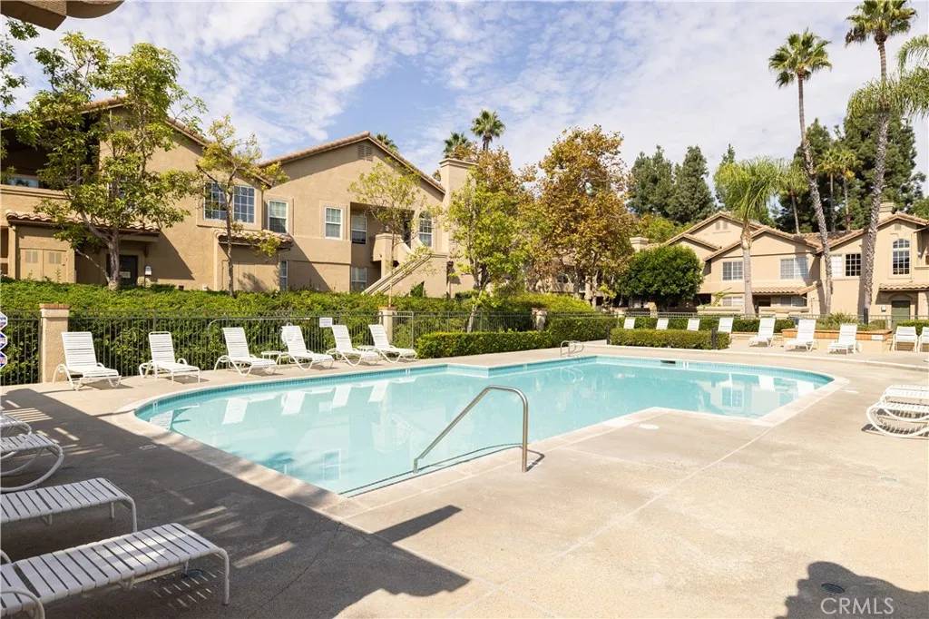 Aliso Viejo, CA 92656,60 Sentinel Place