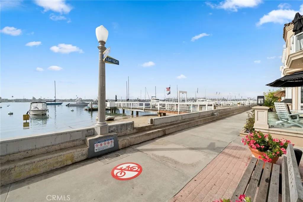 Newport Beach, CA 92662,117 Amethyst Avenue