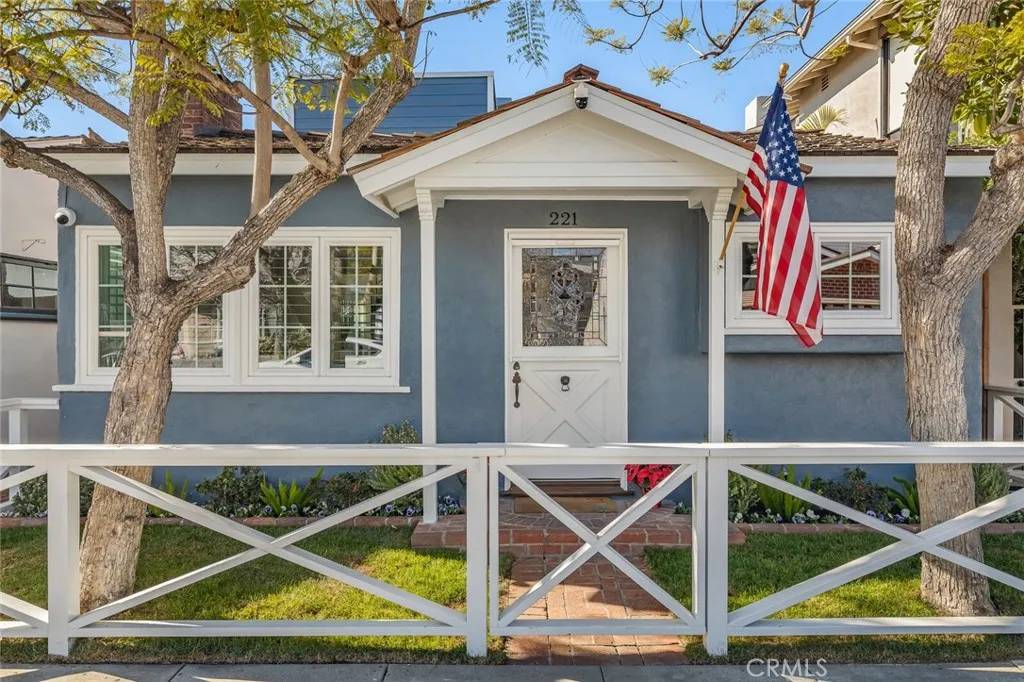 Newport Beach, CA 92662,221 Abalone Avenue