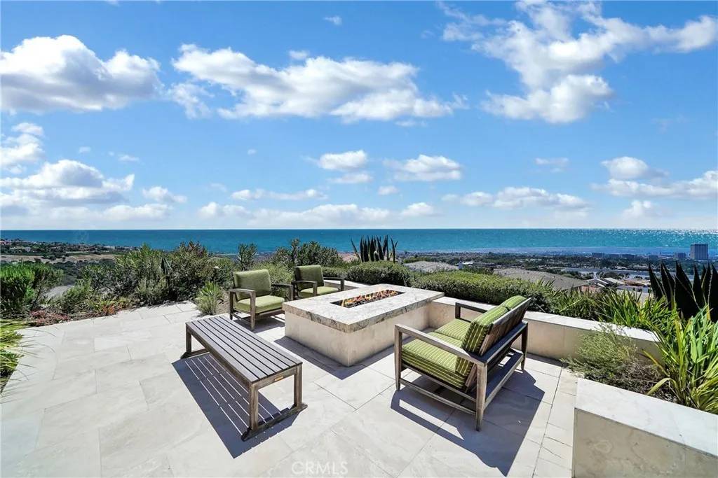 Corona Del Mar, CA 92625,9 Jade Cove