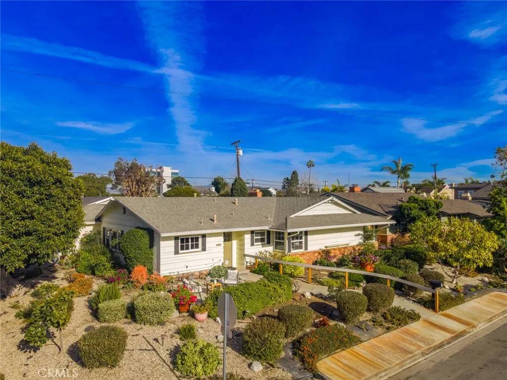 Costa Mesa, CA 92627,456 16th Place