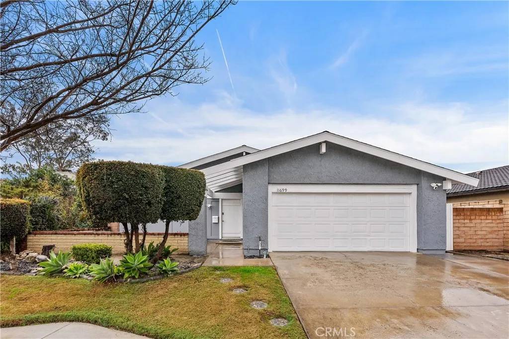 Cypress, CA 90630,11699 Cozumel Street