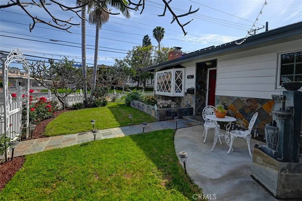 Costa Mesa, CA 92626,3067 Trinity Drive