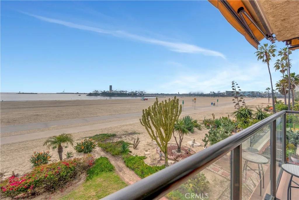 Long Beach, CA 90802,1230 E Ocean Boulevard #201