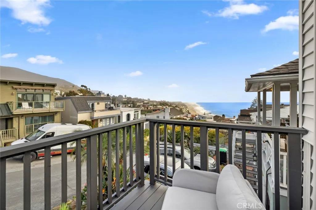 Laguna Beach, CA 92651,170 Mcaulay Place