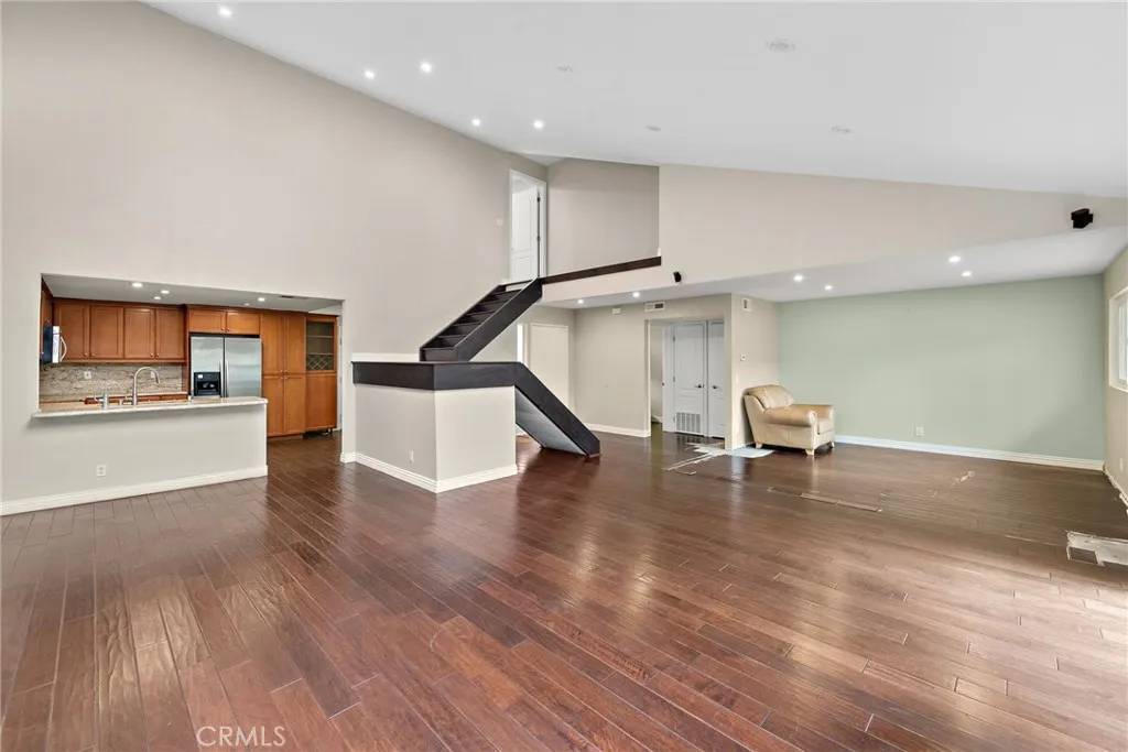 Irvine, CA 92604,64 Sandpiper #28