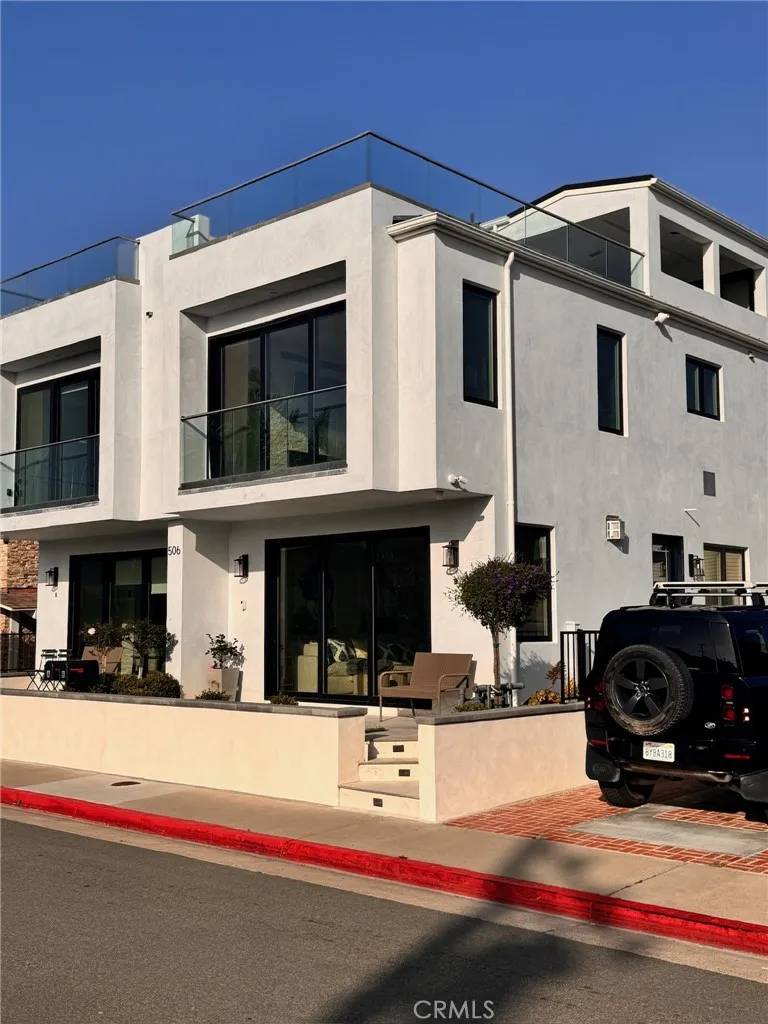 Newport Beach, CA 92663,506 Clubhouse Avenue #B