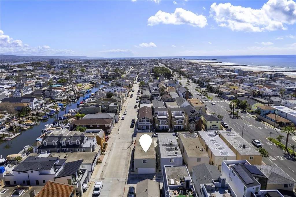 Newport Beach, CA 92663,213 41st Street