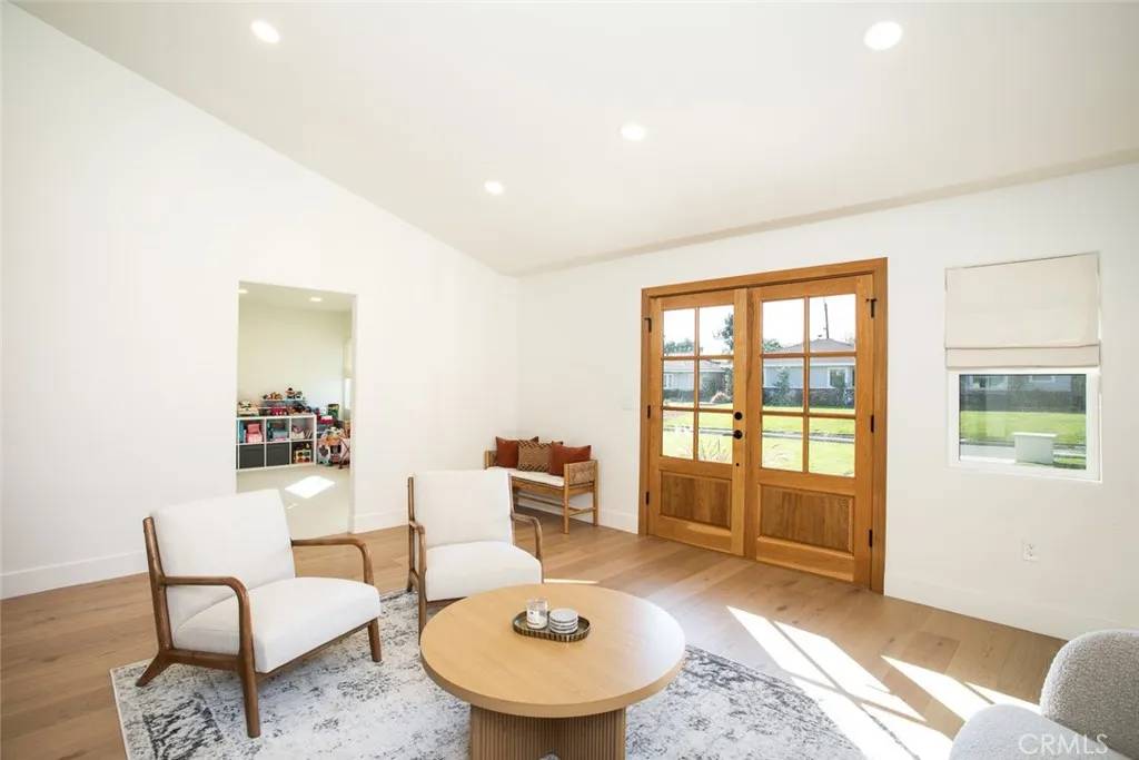 North Tustin, CA 92705,12592 Singing Wood Drive