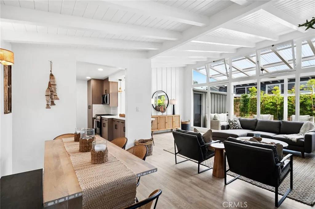 Newport Beach, CA 92661,432 Seville Avenue