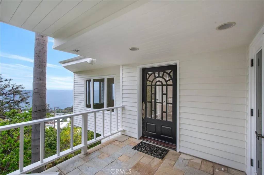 Laguna Beach, CA 92651,2163 Crestview Drive