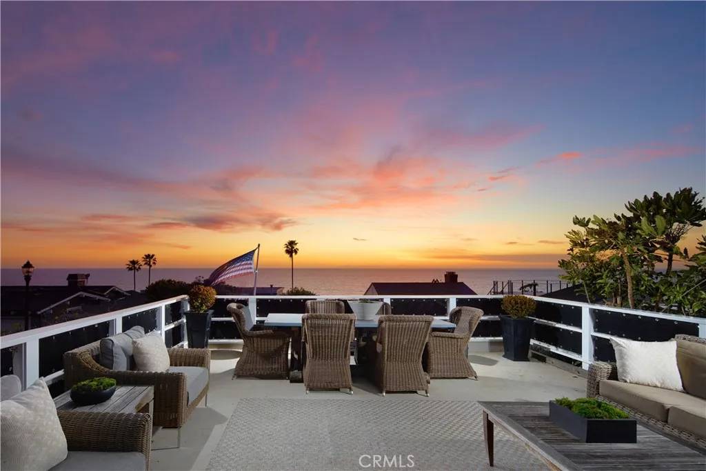 Laguna Beach, CA 92651,2972 Rounsevel Terrace