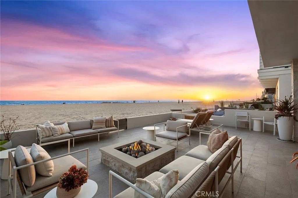 Newport Beach, CA 92663,5405 Seashore Drive