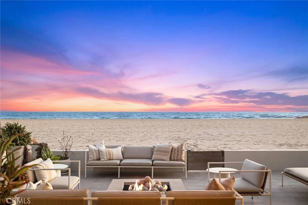 Newport Beach, CA 92663,5405 Seashore Drive