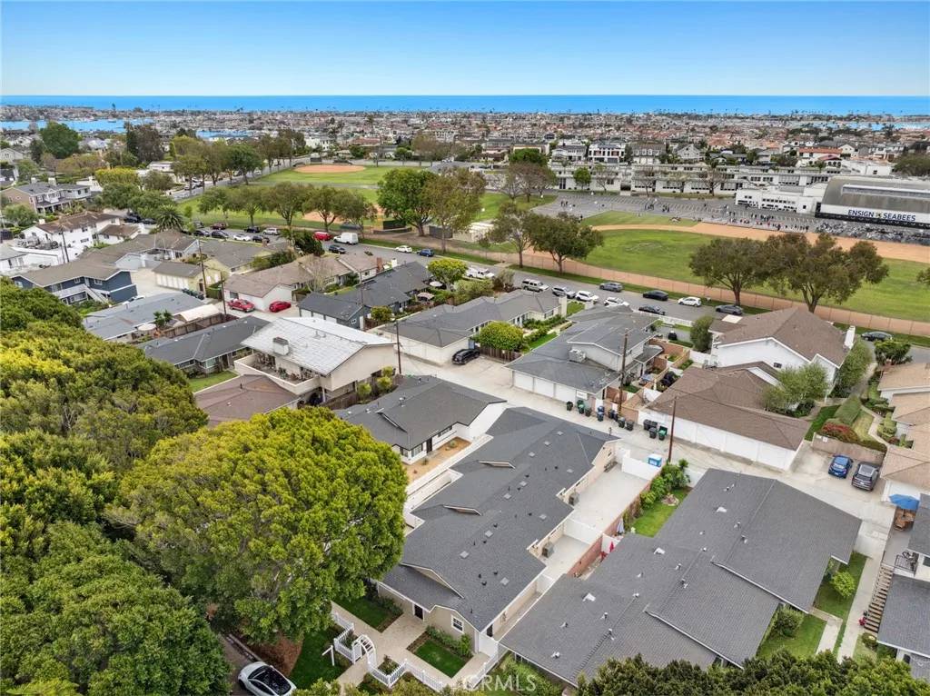 Newport Beach, CA 92663,1805 Clay Street