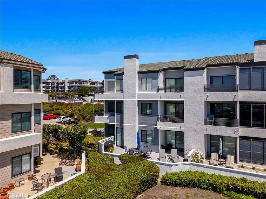 Newport Beach, CA 92663,230 Lille Lane #214